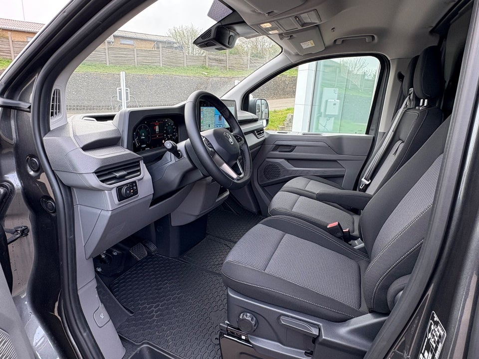 VW Transporter 2,0 TDi 150 Comfort Kassevogn LWB