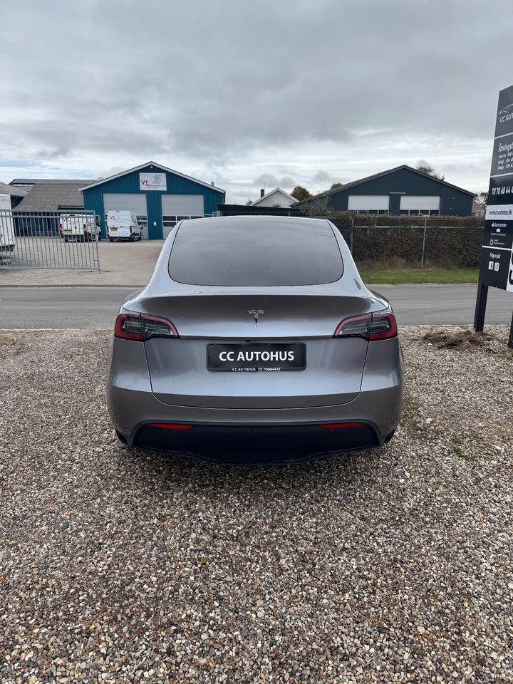 Tesla Model Y RWD 5d