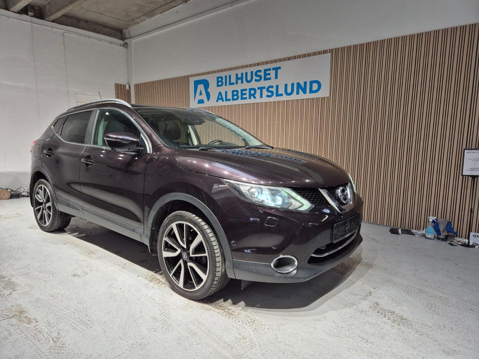 Nissan Qashqai 1,6 Dig-T 163 Tekna Van 5d