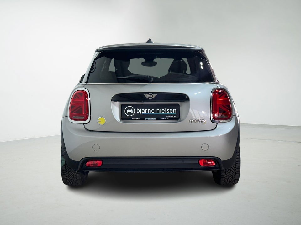 MINI Cooper SE Classic Trim 3d