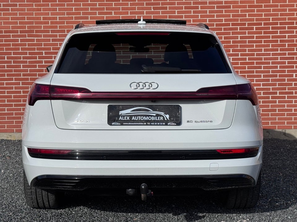 Audi e-tron 50 S-line quattro 5d