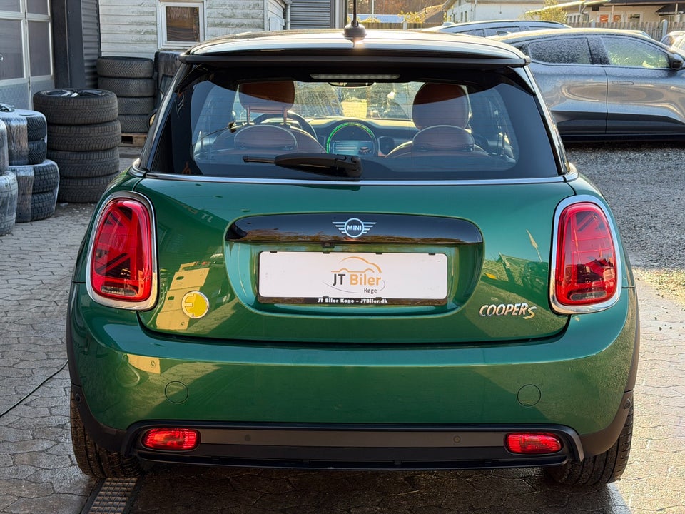 MINI Cooper SE Maximise 3d