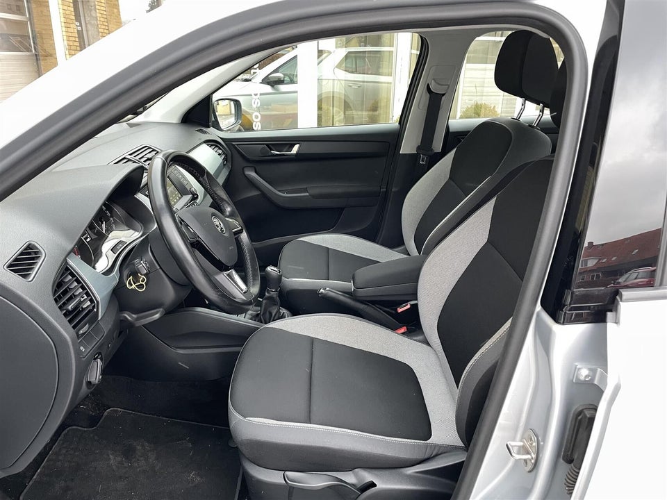 Skoda Fabia 1,0 MPi 75 Ambition 5d