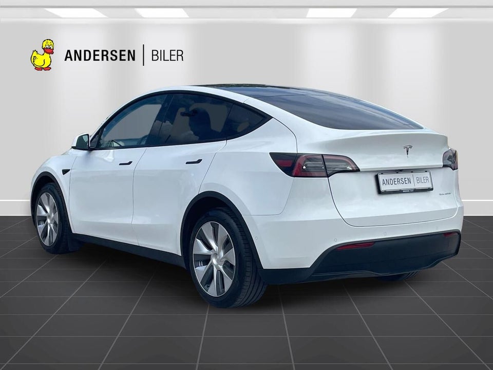 Tesla Model Y Long Range AWD 5d