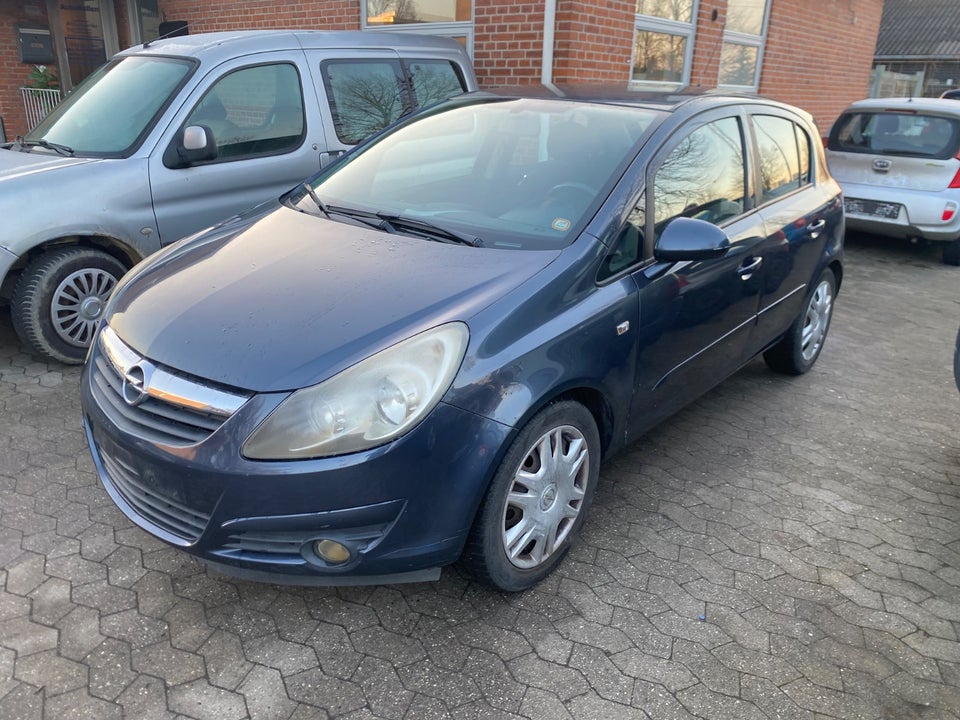 Opel Corsa 1,4 16V Enjoy 5d