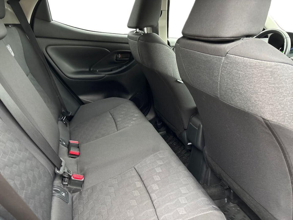 Toyota Yaris 1,5 Hybrid Style e-CVT 5d