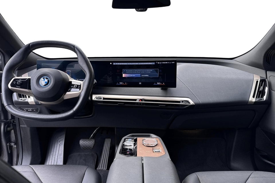 BMW iX xDrive40 5d