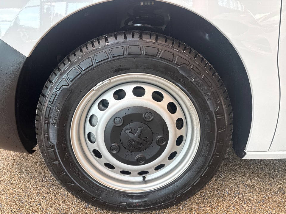 Peugeot e-Expert 50 L2 Plus Van