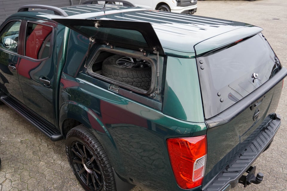 Nissan Navara 2,3 dCi 190 Db.Kab Tekna aut. 4d