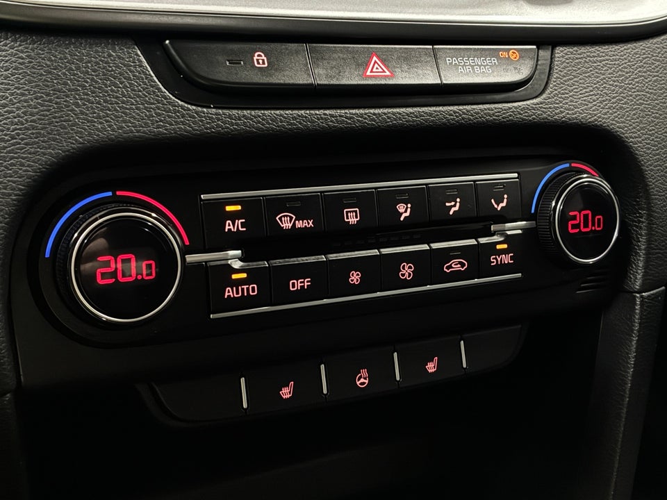 Kia Ceed 1,0 T-GDi Prestige SW 5d