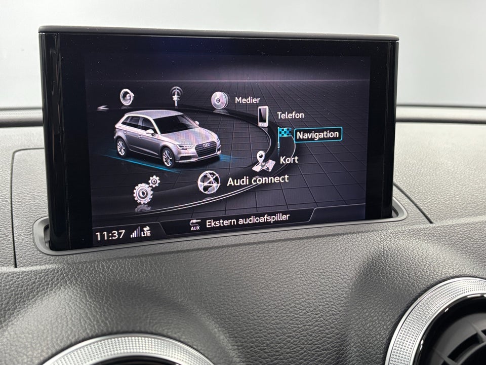 Audi A3 1,4 e-tron Sport Sportback S-tr. 5d