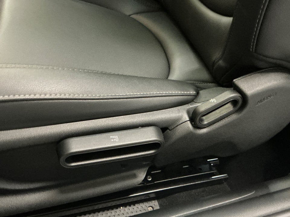 MINI Cooper SE Maximise 3d