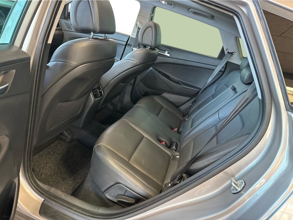 Hyundai Tucson 2,0 CRDi 185 Premium Pano aut. 4WD 5d