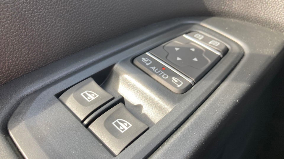 Renault Trafic 2,0 dCi 130 L2H1 Tekno