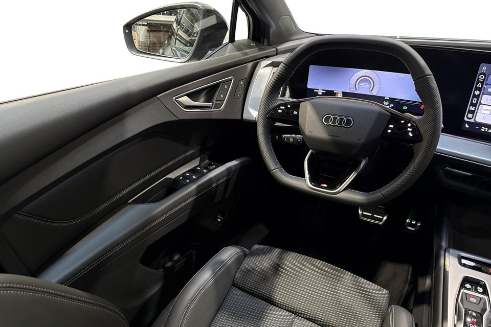 Audi Q4 e-tron performance 5d