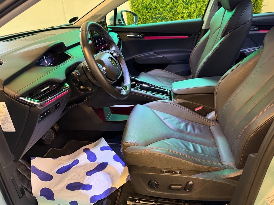 Skoda Enyaq 80 iV Suite 5d