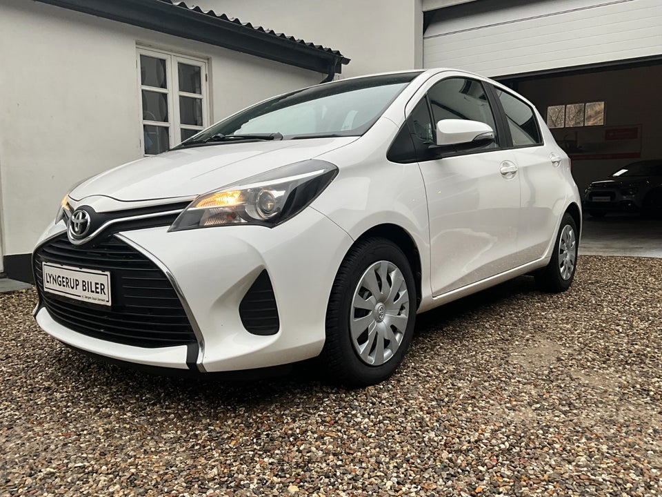 Toyota Yaris 1,0 VVT-i T2 5d