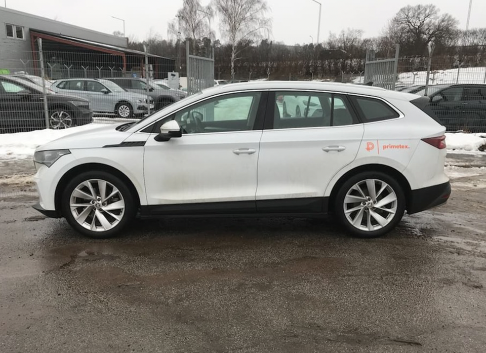 Skoda Enyaq 60 iV Loft 5d