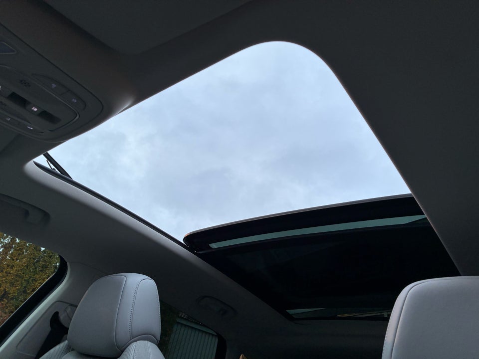 MG Marvel R Performance 5d