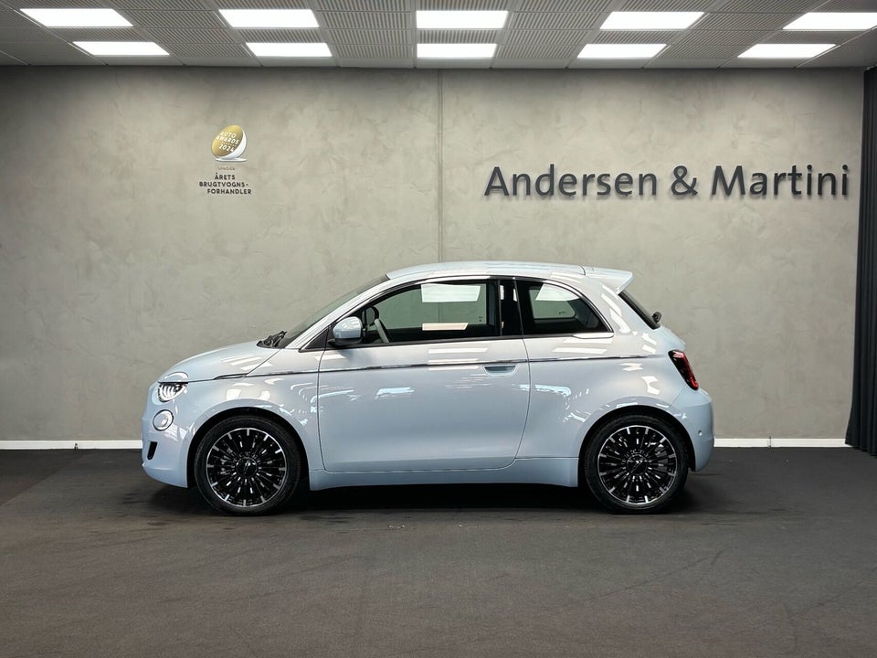 Fiat 500e 42 la Prima by Bocelli 3d