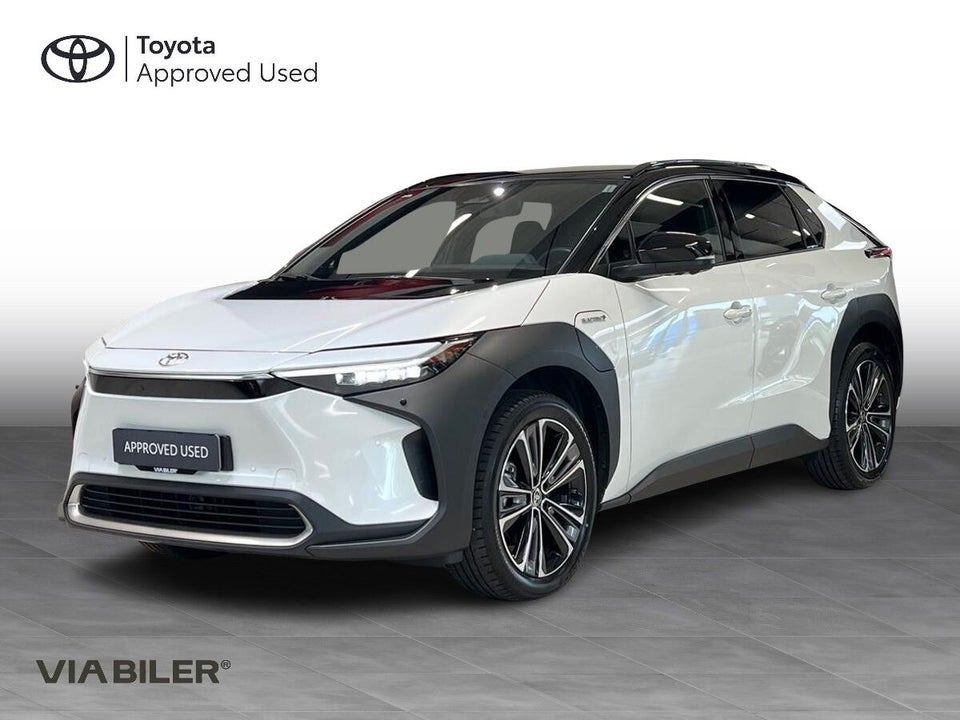 Toyota bZ4X Executive 5d