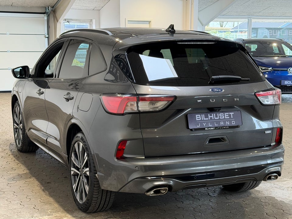 Ford Kuga 2,5 PHEV ST-Line X CVT 5d