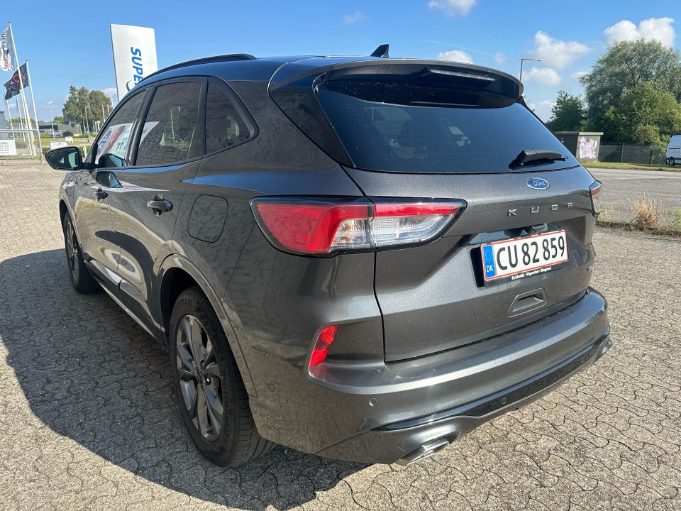 Ford Kuga 2,5 PHEV ST-Line X CVT 5d