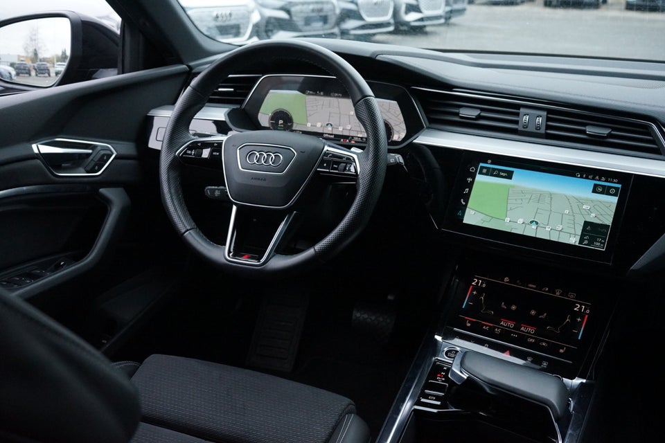 Audi e-tron 55 S-line quattro 5d