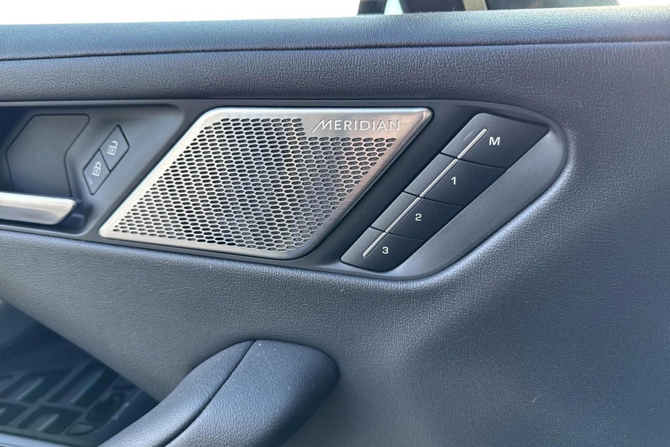 Jaguar I-Pace EV400 Black AWD 5d