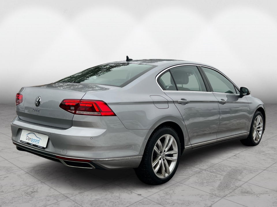 VW Passat 1,4 GTE High DSG 4d