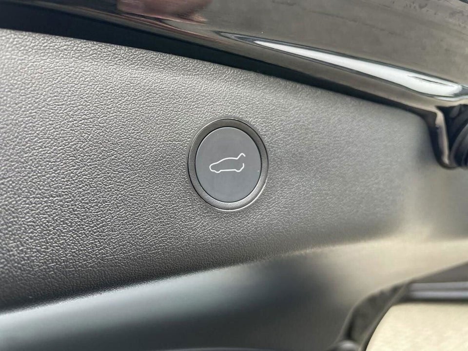 Tesla Model 3 RWD 4d