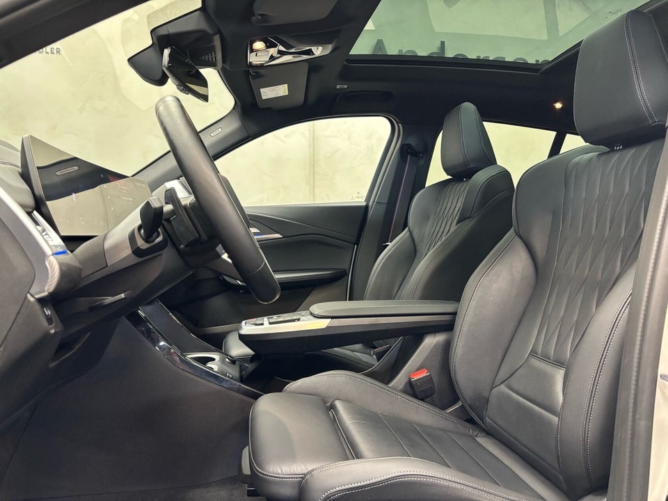 BMW iX2 xDrive30 M-Sport 5d