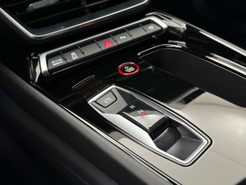 Audi e-tron GT quattro 4d
