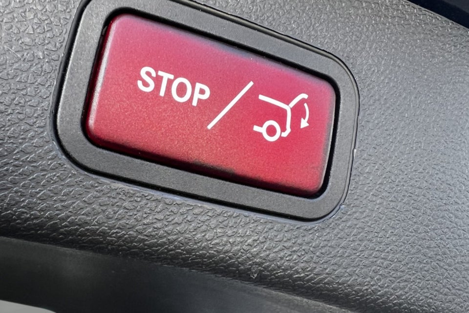 Mercedes C200 2,0 AMG Line stc. aut. 5d