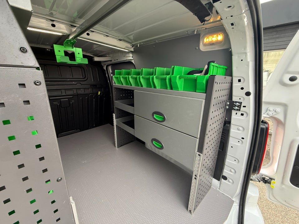 Peugeot Partner 1,5 BlueHDi 130 L2V2 Ultimate EAT8 Van