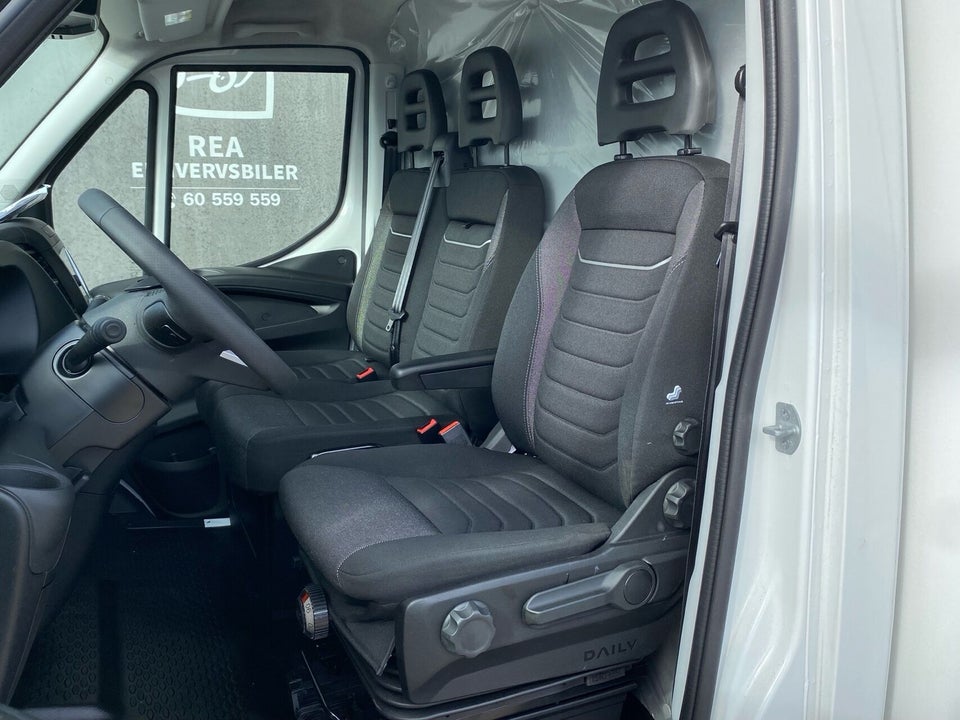 Iveco Daily 3,0 35S18 4100mm Alukasse m/lift AG8