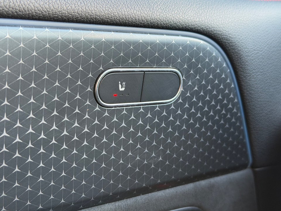 Mercedes EQB250+ AMG Line 7prs 5d