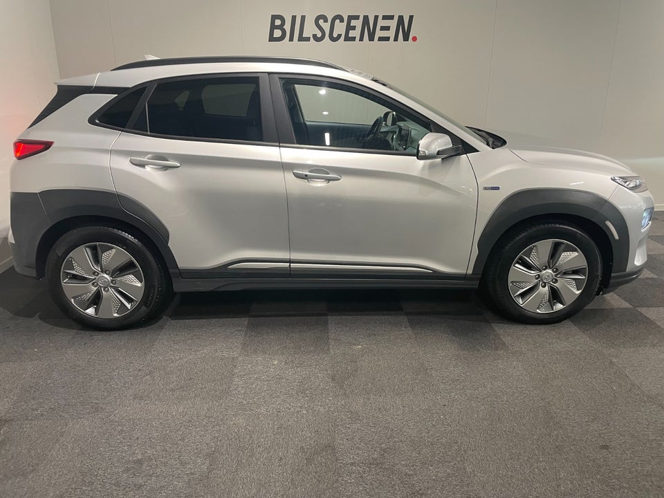 Hyundai Kona 64 EV Advanced Premium 5d