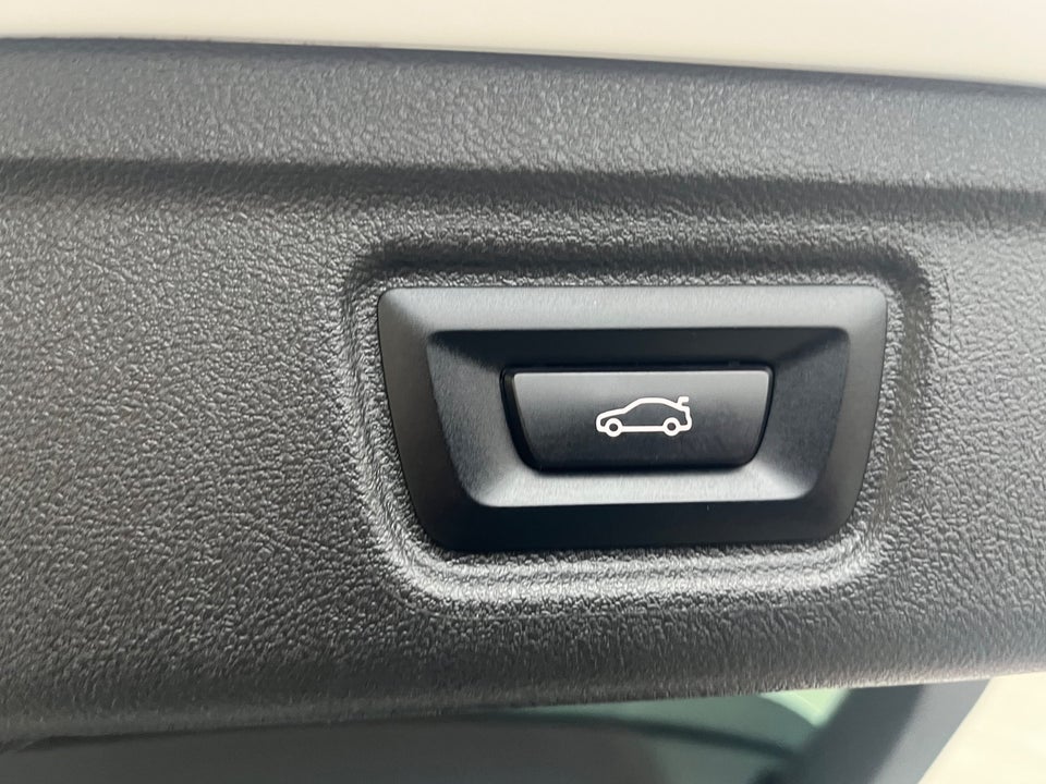 BMW 320e 2,0 Touring M-Sport aut. 5d