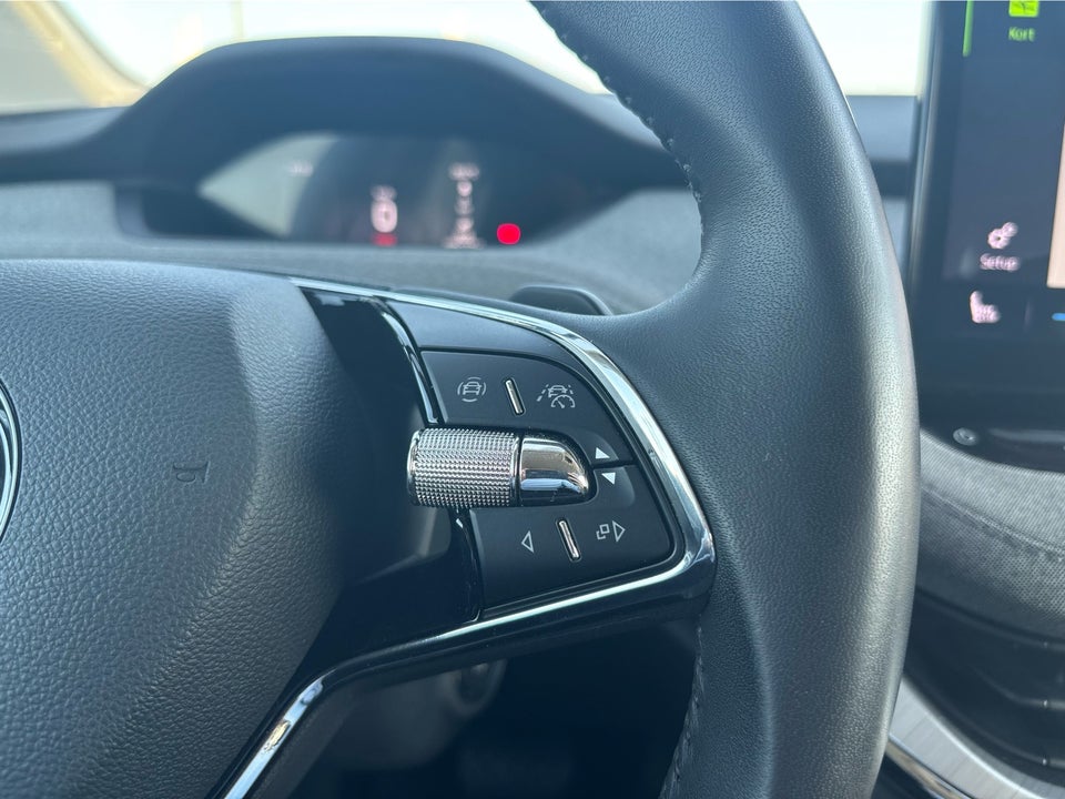 Skoda Enyaq 80 iV Loft 5d