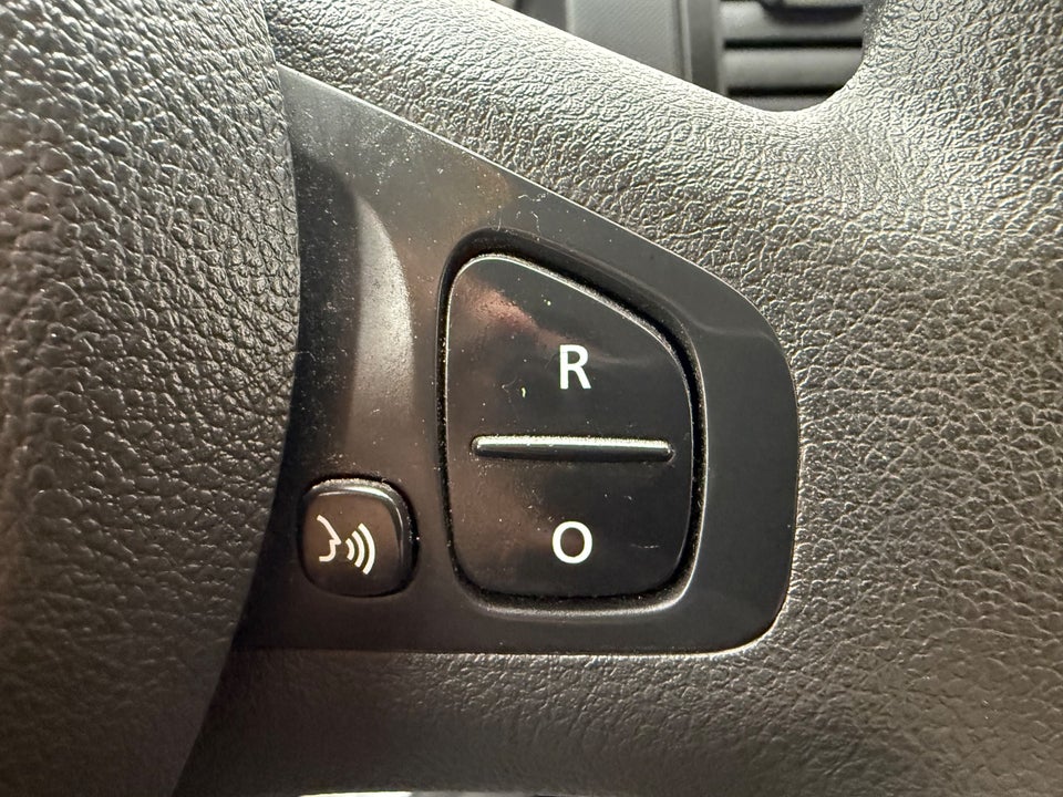 Renault Trafic T29 2,0 dCi 145 L2H1