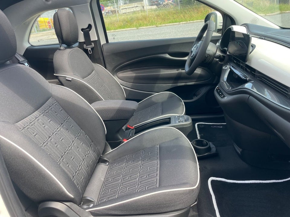 Fiat 500e 42 Icon Pack Cabrio 2d