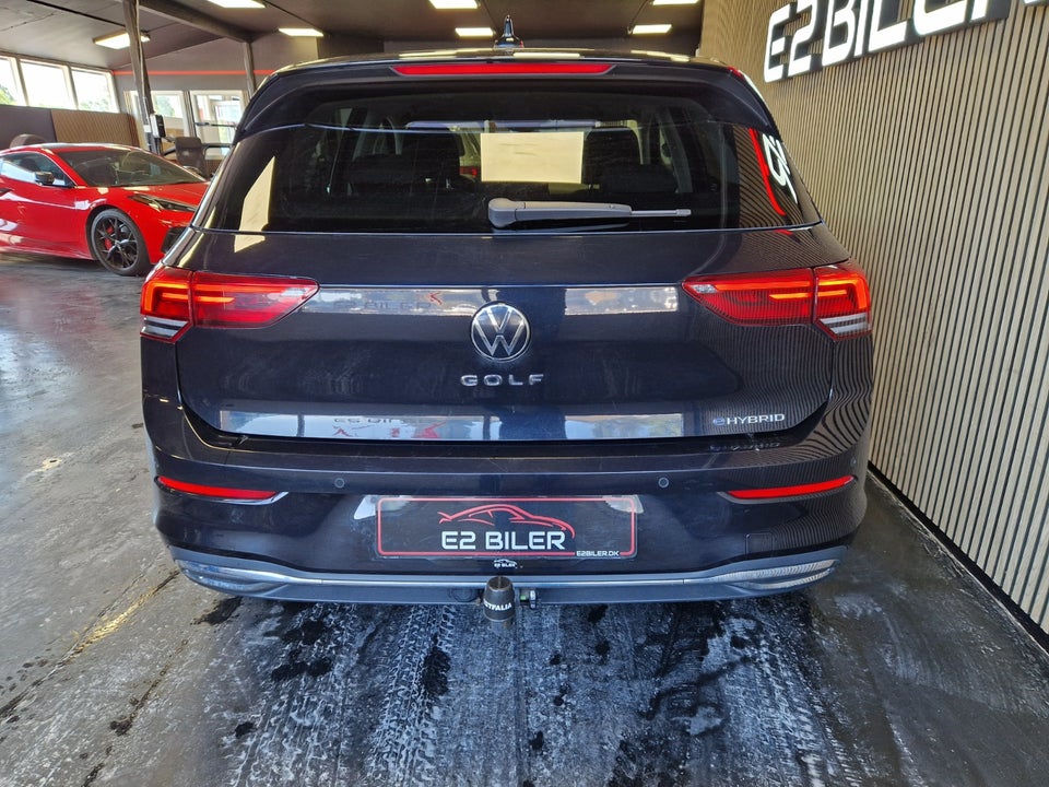 VW Golf VIII 1,4 eHybrid DSG 5d