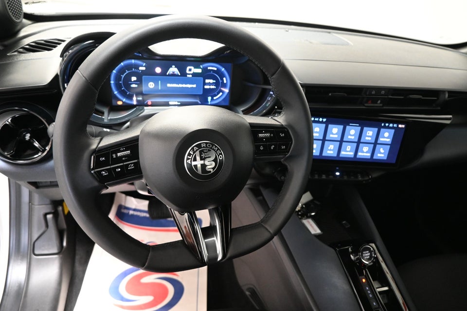 Alfa Romeo Junior Elettrica Core 5d