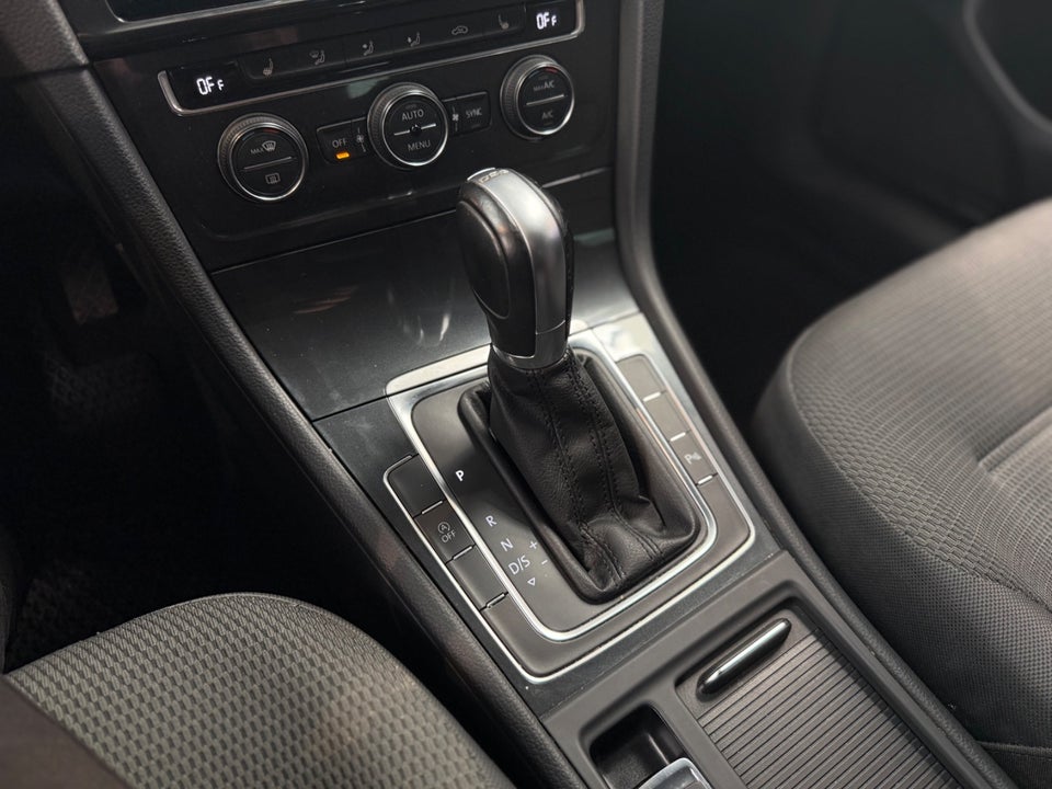 VW Golf VII 1,5 TSi 130 Comfortline Variant DSG 5d