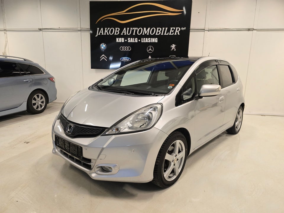 Honda Jazz 1,4 Elegance CVT 5d