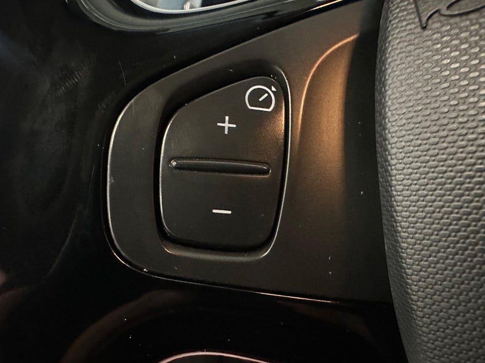 Renault Clio IV 1,5 dCi 75 Authentique 5d