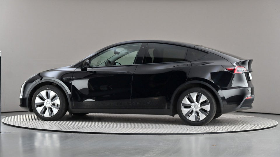Tesla Model Y Long Range AWD 5d