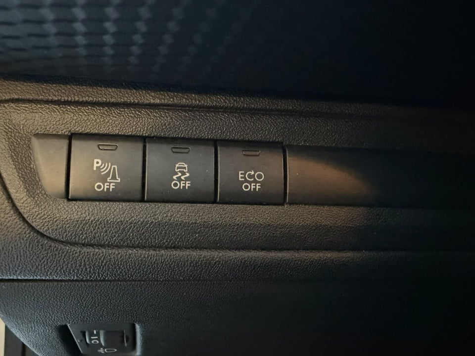 Peugeot 208 1,6 BlueHDi 100 Allure 5d