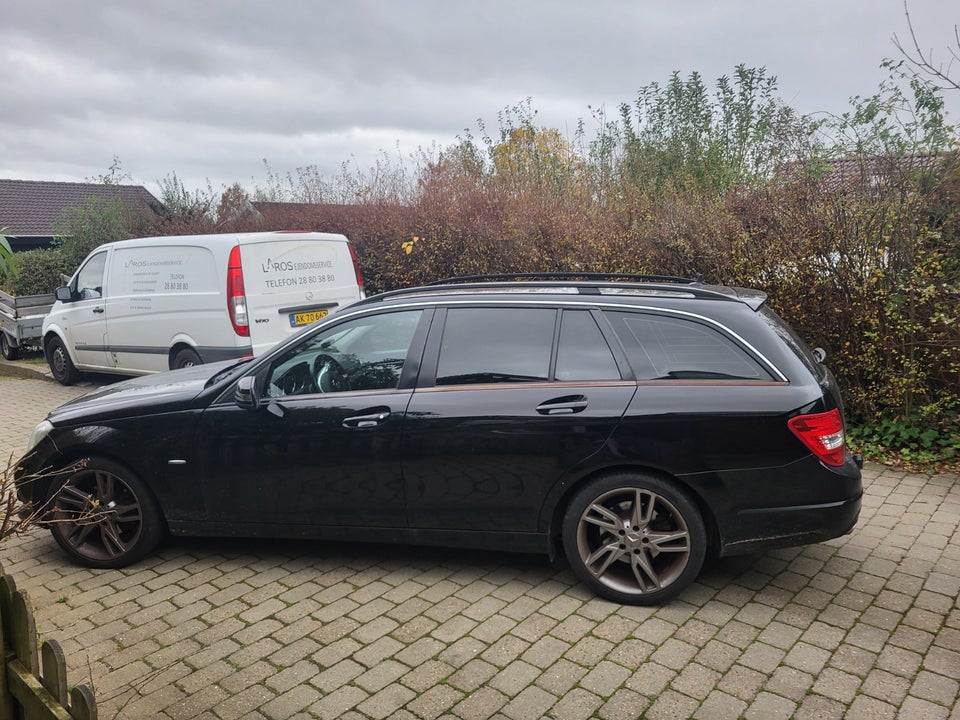 Mercedes C220 2,2 CDi Avantgarde stc. BE 5d